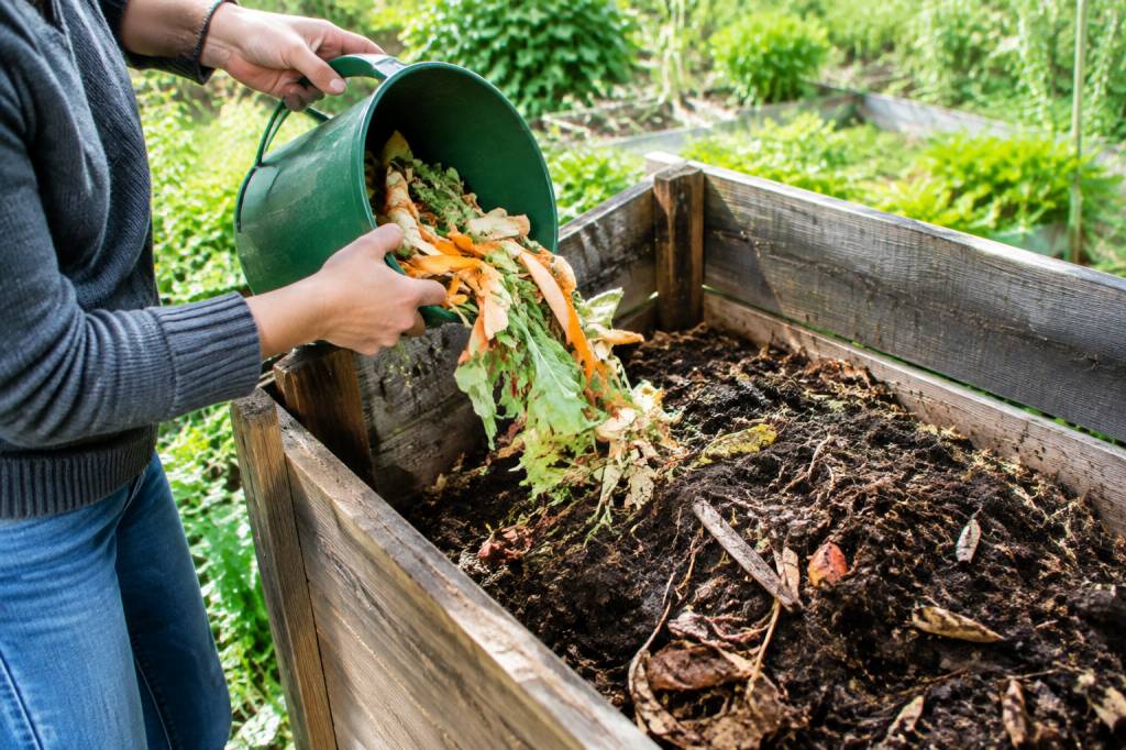 Comment faire du compost rapidement grâce à des méthodes simples et naturelles